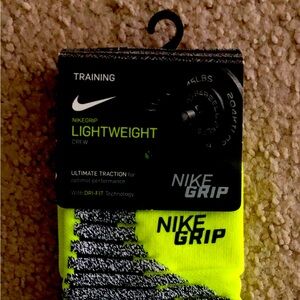 NIKE GRIP Lightweight Crew Socks